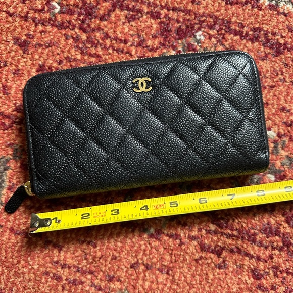 Wallet - Picture 3 of 5